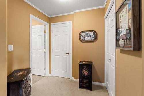 7-1645 Ufton Court, Kelowna, BC - Indoor Photo Showing Other Room