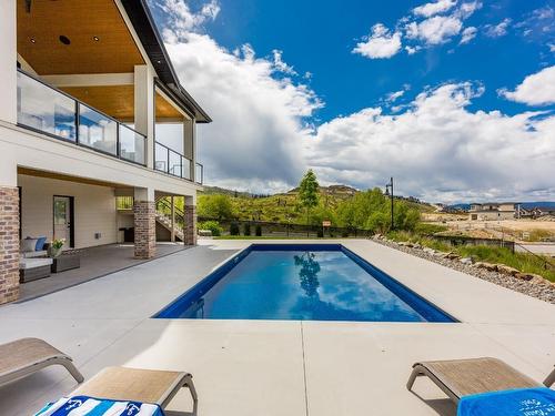 1562 Antler Court, Kelowna, BC - Outdoor With In Ground Pool