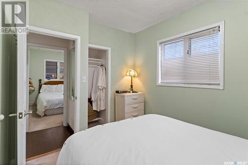 202-206 Elizabeth Avenue, Manitou Beach, SK - Indoor Photo Showing Bedroom