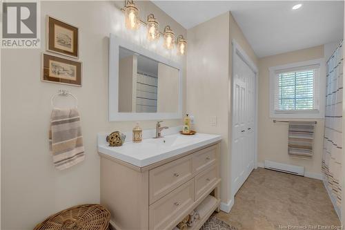 37 Cooks Lane, Oak Bay, NB - Indoor Photo Showing Bathroom