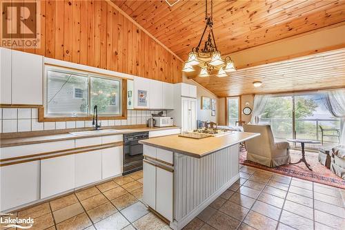 64 Wahnekewening Drive, Tiny, ON - Indoor Photo Showing Kitchen