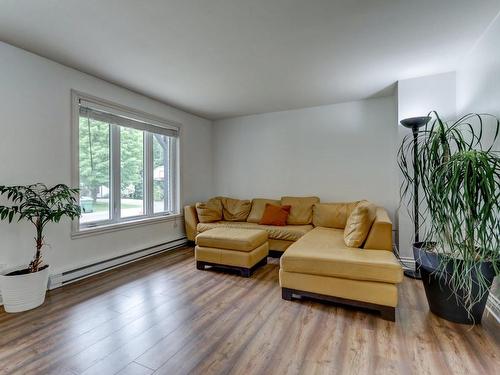 Living room - 1277 Rue Des Faisans, Prévost, QC - Indoor Photo Showing Living Room