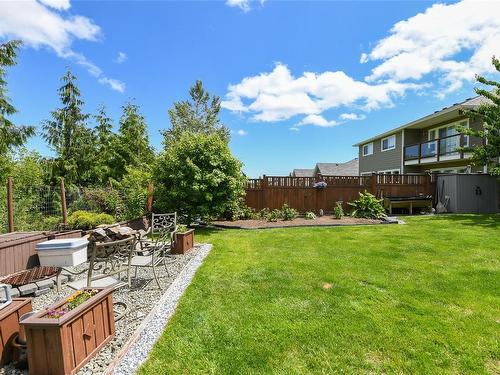 2568 Kendal Ave, Cumberland, BC 