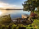 8381 Lochside Dr, Central Saanich, BC 