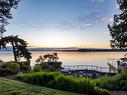 8381 Lochside Dr, Central Saanich, BC 