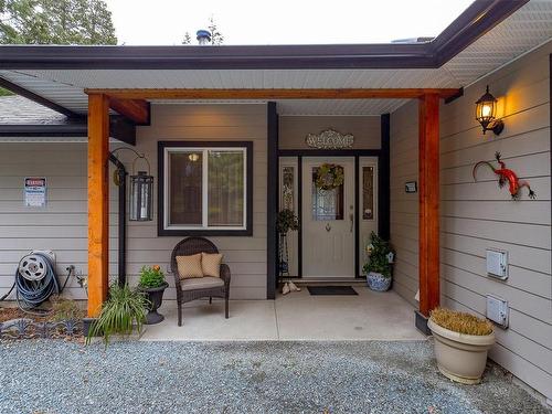 3048 Henry Rd, Chemainus, BC 