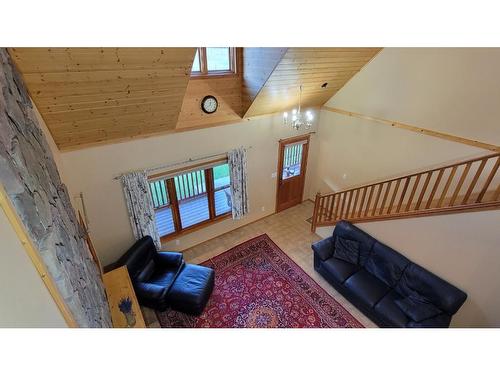 2200 Yellowhead Highway S, Clearwater, BC - Indoor Photo Showing Other Room