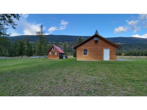 2200 Yellowhead Highway S, Clearwater, BC - Outdoor