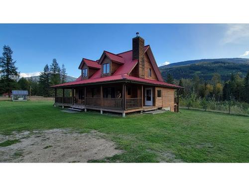 2200 Yellowhead Highway S, Clearwater, BC - Outdoor With Deck Patio Veranda