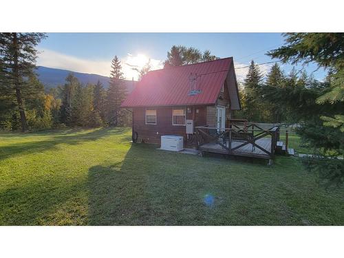 2200 Yellowhead Highway S, Clearwater, BC - Outdoor