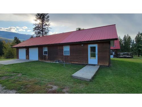 2200 Yellowhead Highway S, Clearwater, BC - Outdoor