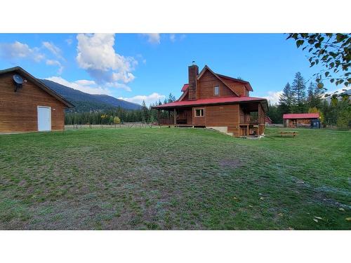 2200 Yellowhead Highway S, Clearwater, BC - Outdoor