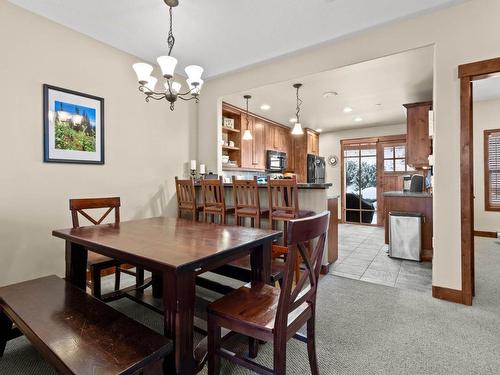 9-5035 Valley Drive, Sun Peaks, BC - Indoor Photo Showing Dining Room