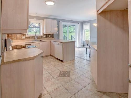 Kitchen - 73 Rue De La Sentinelle, Blainville, QC - Indoor Photo Showing Kitchen