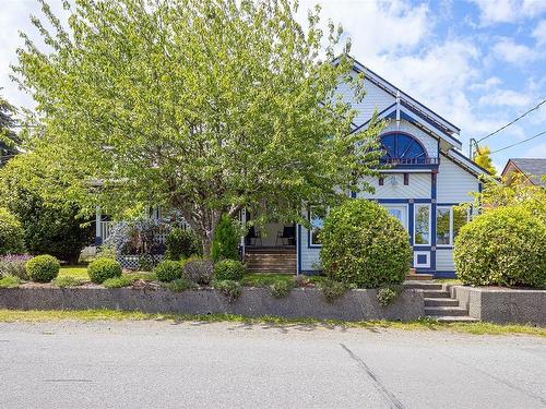 9866 Willow St, Chemainus, BC 