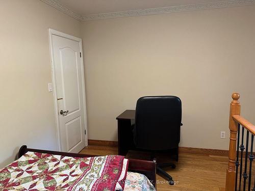 4208 New St, Burlington, ON - Indoor Photo Showing Bedroom