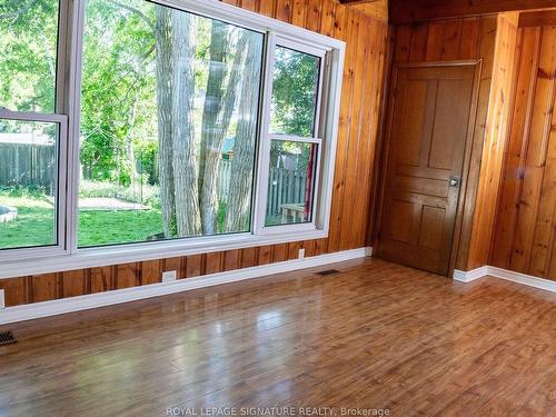 93 Melbourne St W, Kawartha Lakes, ON - Indoor Photo Showing Other Room