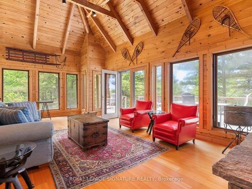 B350 Echo Island, The Archipelago, ON - Indoor Photo Showing Living Room