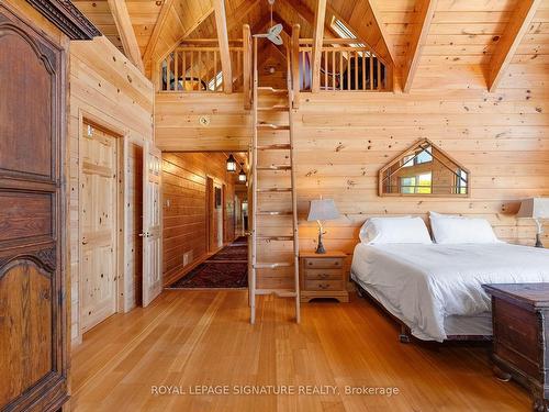 B350 Echo Island, The Archipelago, ON - Indoor Photo Showing Bedroom