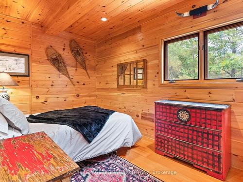 B350 Echo Island, The Archipelago, ON - Indoor Photo Showing Bedroom