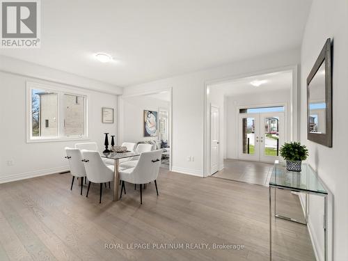 61 Pond View Gate, Hamilton (Waterdown), ON - Indoor Photo Showing Dining Room