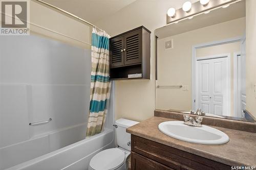 379 Levalley Cove, Saskatoon, SK - Indoor Photo Showing Bathroom