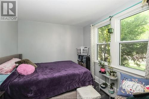 956 Prado Place, Windsor, ON - Indoor Photo Showing Bedroom