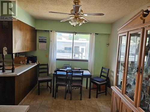 302 9Th Street, Keremeos, BC - Indoor Photo Showing Dining Room