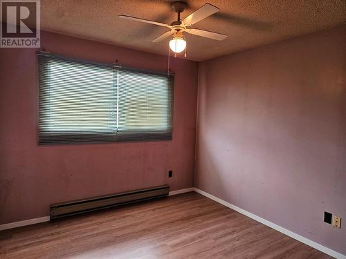 302 9Th Street, Keremeos, BC - Indoor Photo Showing Other Room