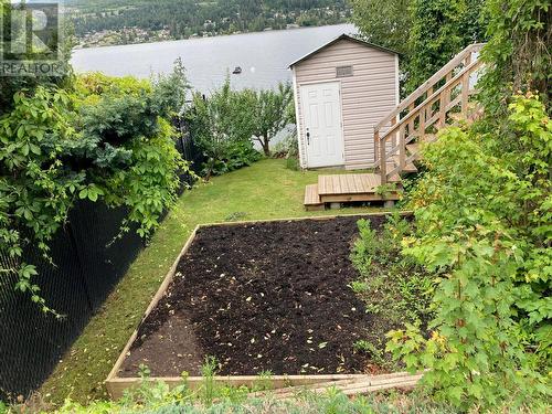 raised garden bed - 2233 Eagle Bay Road, Blind Bay, BC - Outdoor