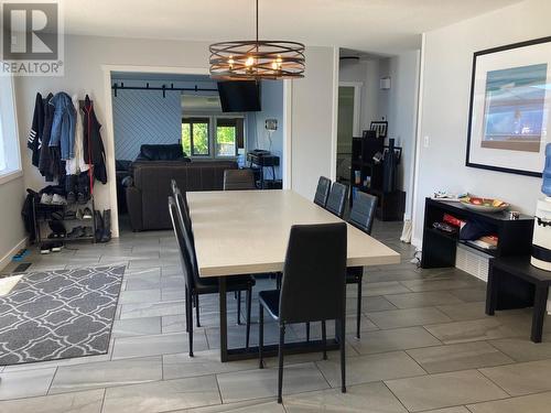 2233 Eagle Bay Road, Blind Bay, BC - Indoor Photo Showing Dining Room