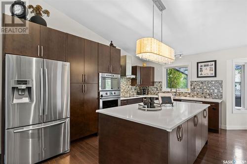 522 Blackthorn Crescent, Saskatoon, SK - Indoor Photo Showing Kitchen With Upgraded Kitchen