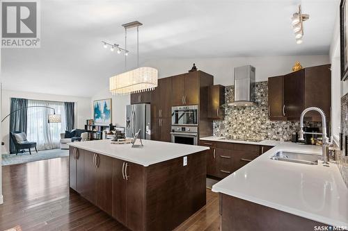 522 Blackthorn Crescent, Saskatoon, SK - Indoor Photo Showing Kitchen With Upgraded Kitchen