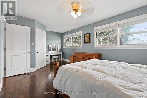 125 Hampton Avenue, Port Colborne, ON - Indoor Photo Showing Bedroom