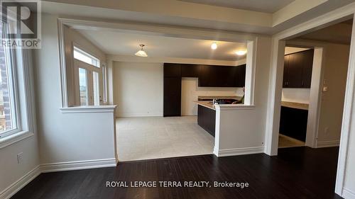 29 Bloomfield Cres Drive, Cambridge, ON - Indoor