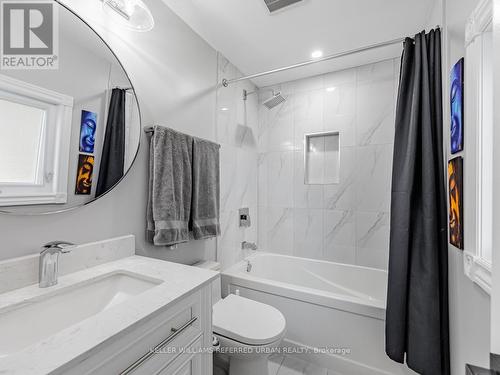 1569 Skyline Drive, Mississauga, ON - Indoor Photo Showing Bathroom