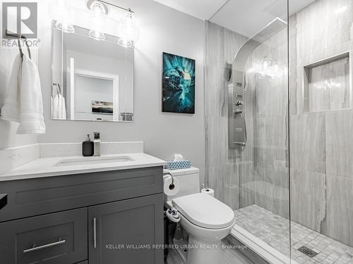 1569 Skyline Drive, Mississauga, ON - Indoor Photo Showing Bathroom