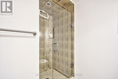 721 - 500 Doris Avenue, Toronto (Willowdale East), ON - Indoor Photo Showing Bathroom