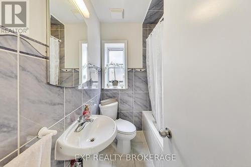 250 Gilbert Avenue, Toronto (Caledonia-Fairbank), ON - Indoor Photo Showing Bathroom