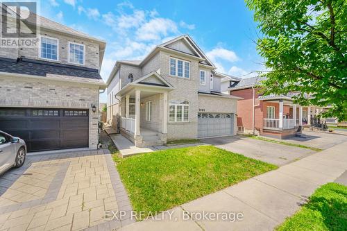 1002 Vickerman Gate, Milton (Coates), ON - Outdoor With Facade