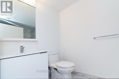 #2906 - 85 Wood Street, Toronto, ON - Indoor Photo Showing Bathroom