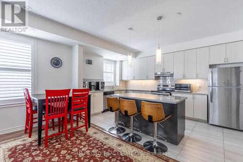 10 - 2212 Bromsgrove Road, Mississauga (Clarkson), ON - Indoor