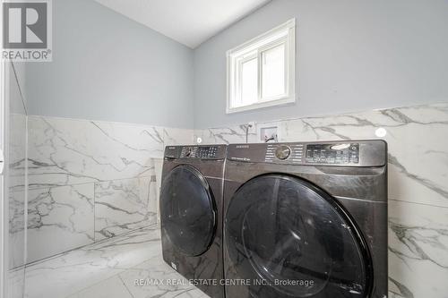 43 Horsham Street, Brampton, ON - Indoor Photo Showing Laundry Room