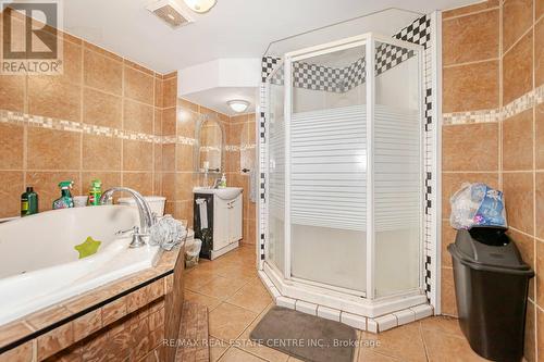 43 Horsham Street, Brampton, ON - Indoor Photo Showing Bathroom