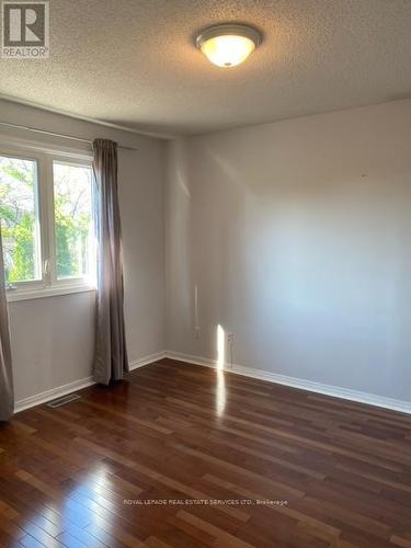 Upper - 1701 Willow Way, Mississauga, ON - Indoor Photo Showing Other Room