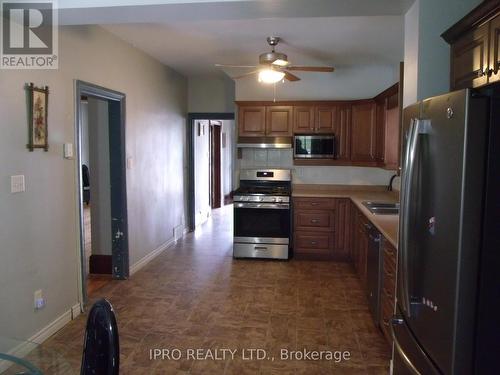 74 State Street, Welland (Welland Downtown), ON - Indoor Photo Showing Kitchen