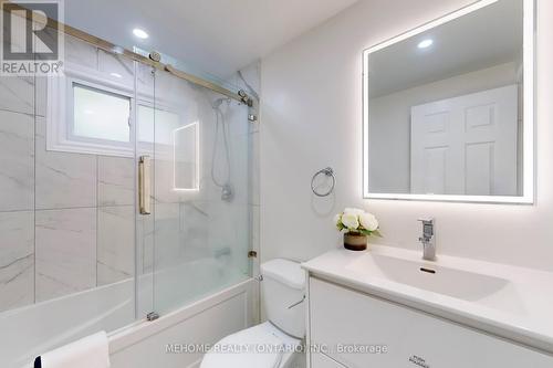 68 Amos Avenue, Waterloo, ON - Indoor Photo Showing Bathroom