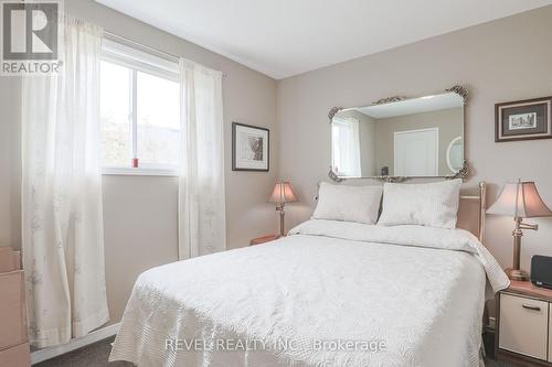 9 Samuel Place, Kawartha Lakes, ON - Indoor Photo Showing Bedroom