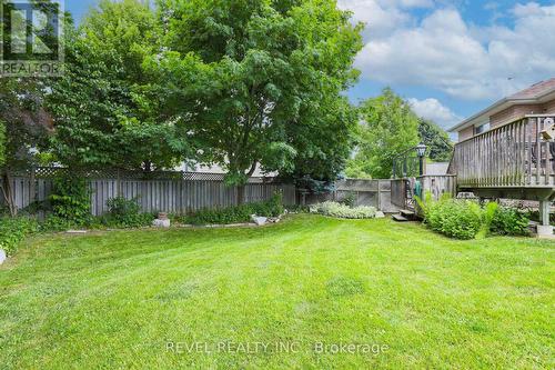 9 Samuel Place, Kawartha Lakes, ON - Outdoor With Backyard