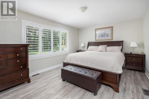 51 Knox Road W, Wasaga Beach, ON - Indoor Photo Showing Bedroom